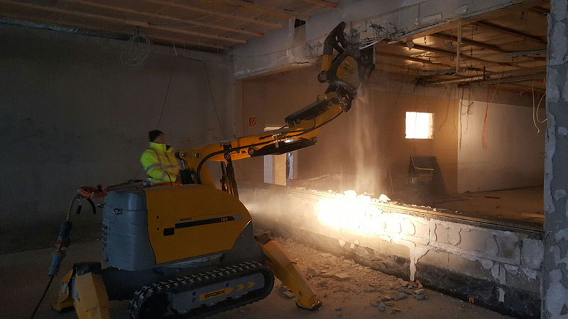 Einsatzfoto abbruchroboter brokk 170